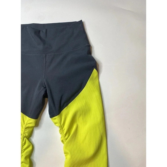 ZYIA Active Size 4 Parallel Luxe Leggings Ruched Two Tone Pull On Yoga hi-rise - Picture 2 of 7